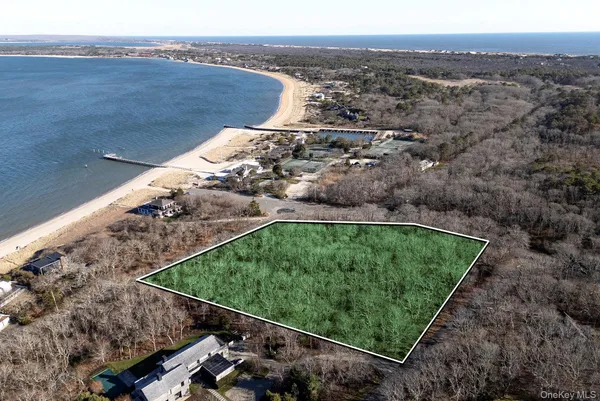 $3,875,000 | 15 Cross Highway, Amagansett, NY 11930