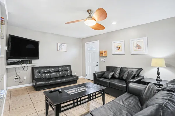 $889,000 | 401 25th Avenue South, North Myrtle Beach, SC 29582