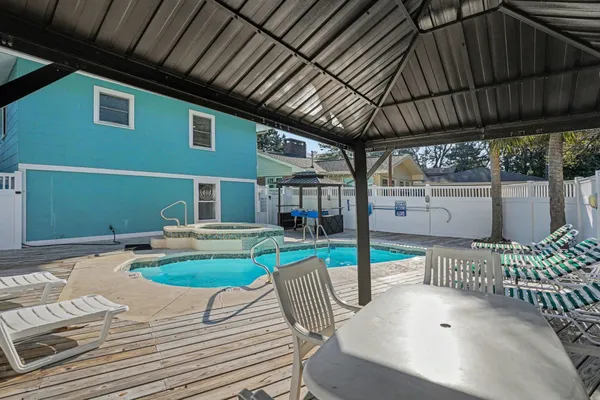 $889,000 | 401 25th Avenue South, North Myrtle Beach, SC 29582