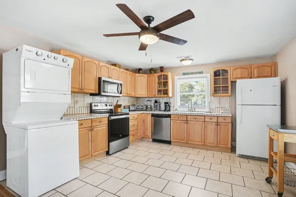 $889,000 | 401 25th Avenue South, North Myrtle Beach, SC 29582