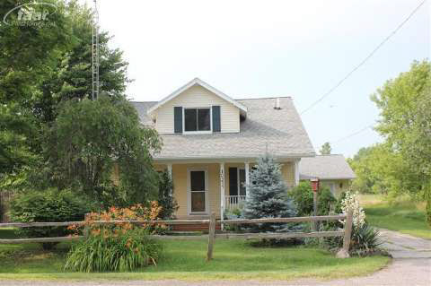 10377 West Mount Morris Road Flushing, MI 48433 - Photo 3 of 21 20360713-2.JPG