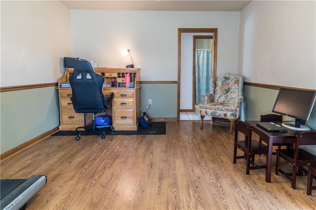 246 Seanor Road Irwin, PA 15642 - Photo 11 of 24 Gallery Image 11