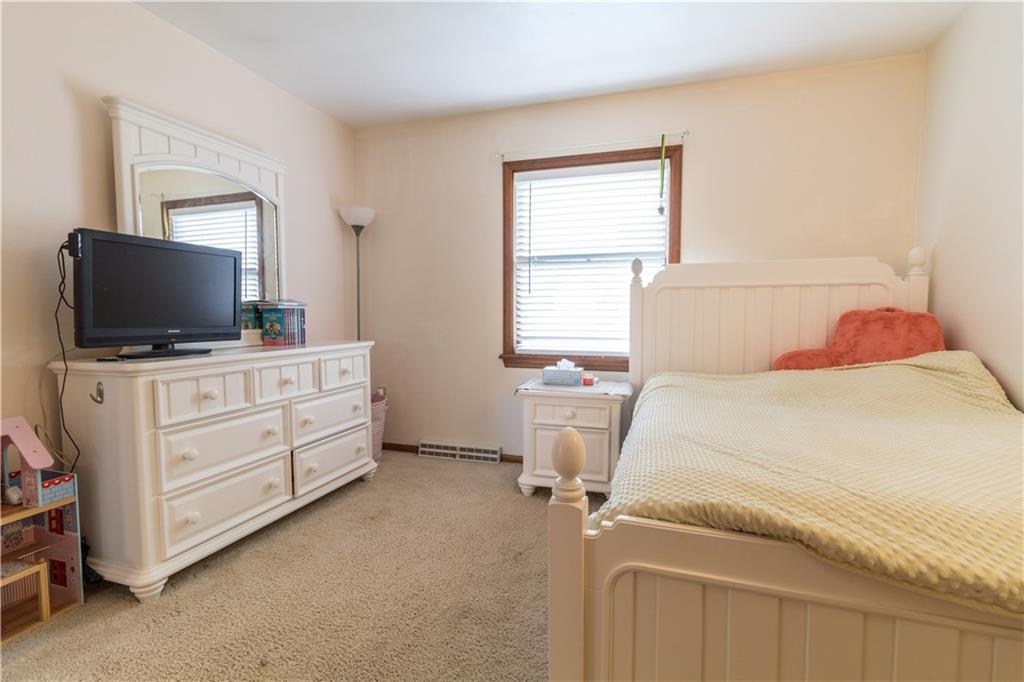 246 Seanor Road Irwin, PA 15642 - Photo 20 of 24 Gallery Image 20