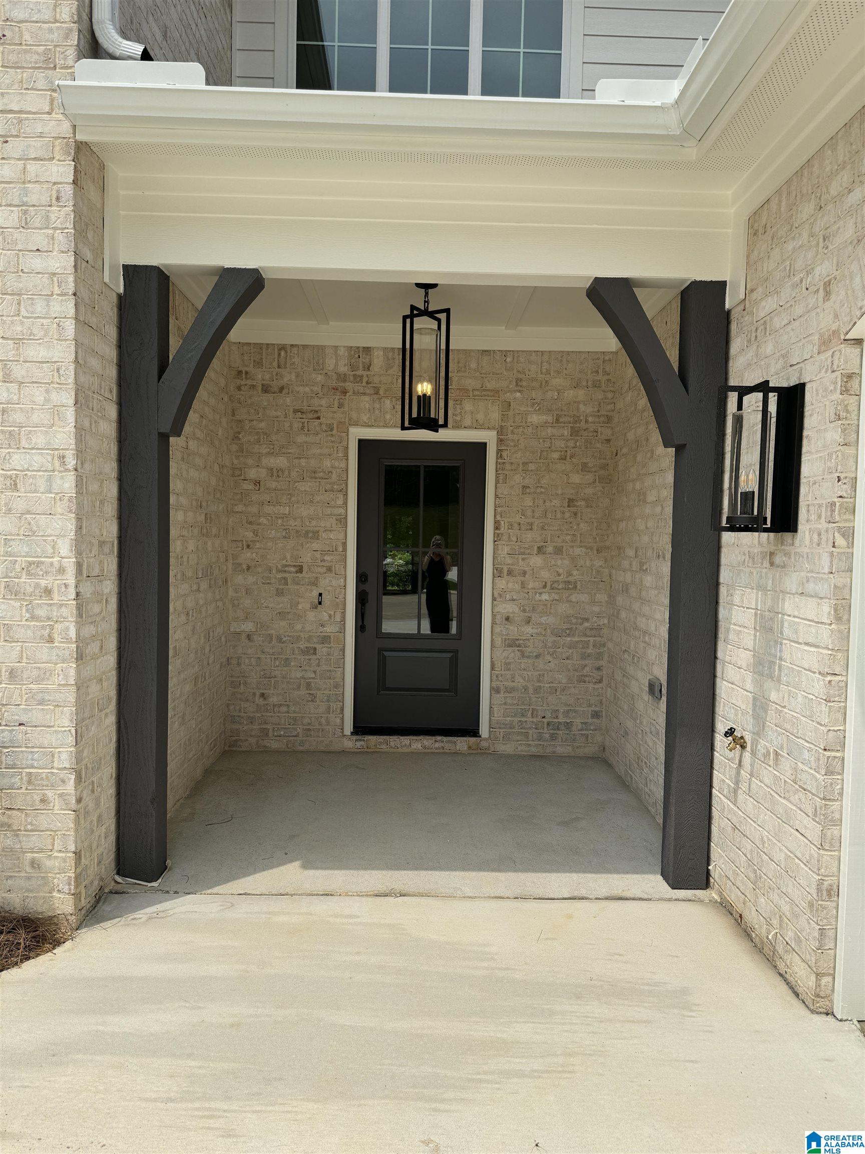 636 Kirkwall Lane Pelham, AL 35124 - Photo 2 of 23