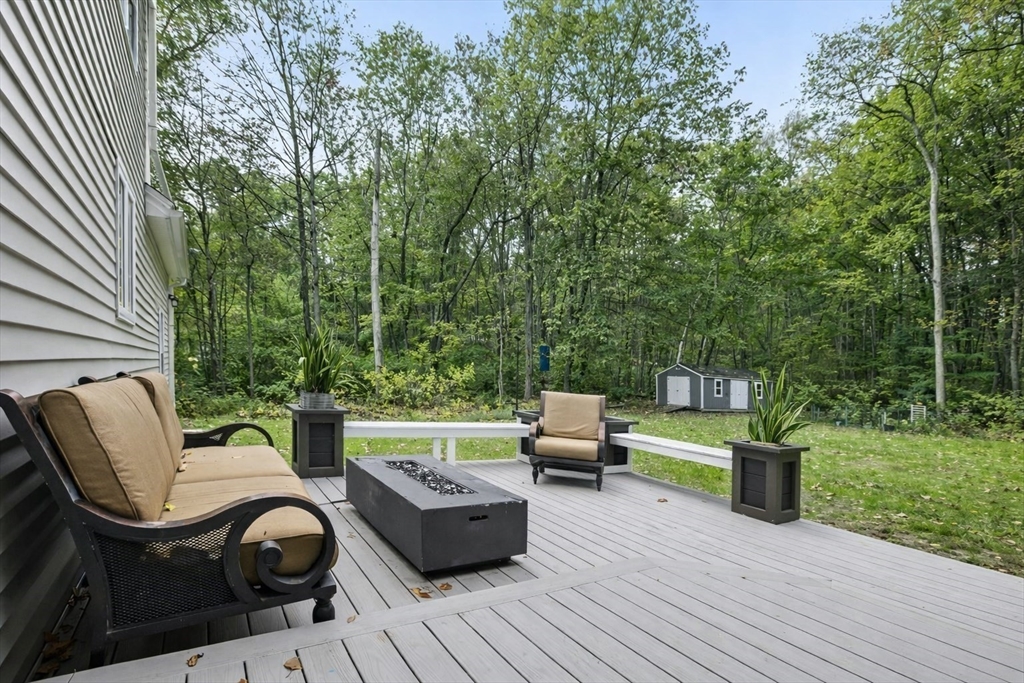 148 Island Road Lunenburg, MA 01462 - Photo 31 of 40