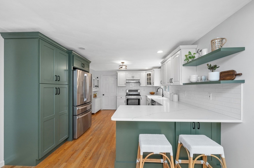 148 Island Road Lunenburg, MA 01462 - Photo 4 of 40