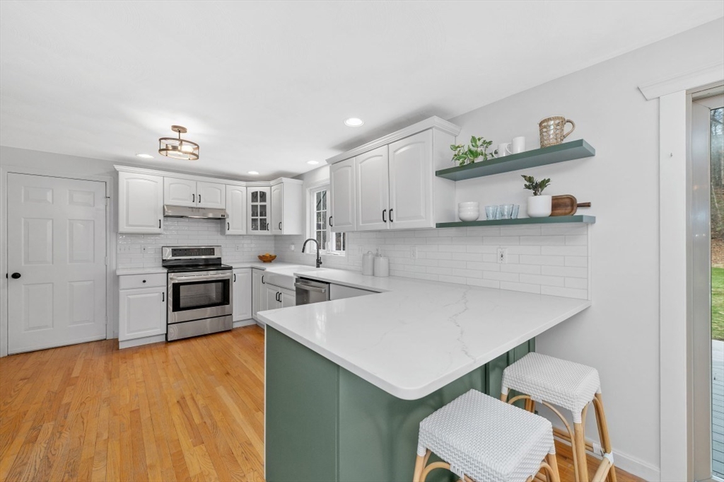 148 Island Road Lunenburg, MA 01462 - Photo 7 of 40