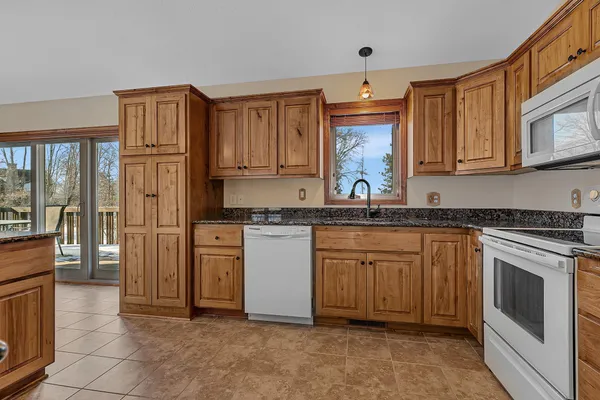 $589,900 | 7101 Browns Lane, Brainerd, MN 56401