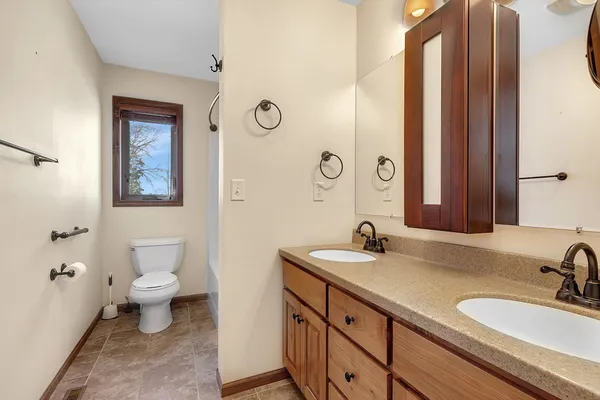 $589,900 | 7101 Browns Lane, Brainerd, MN 56401