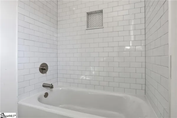 $329,670 | 356 Thompson Street, Pendleton, SC 29670