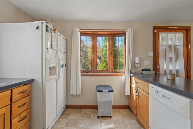 $380,000 | 163 Central Street, Farmington, NH 03835