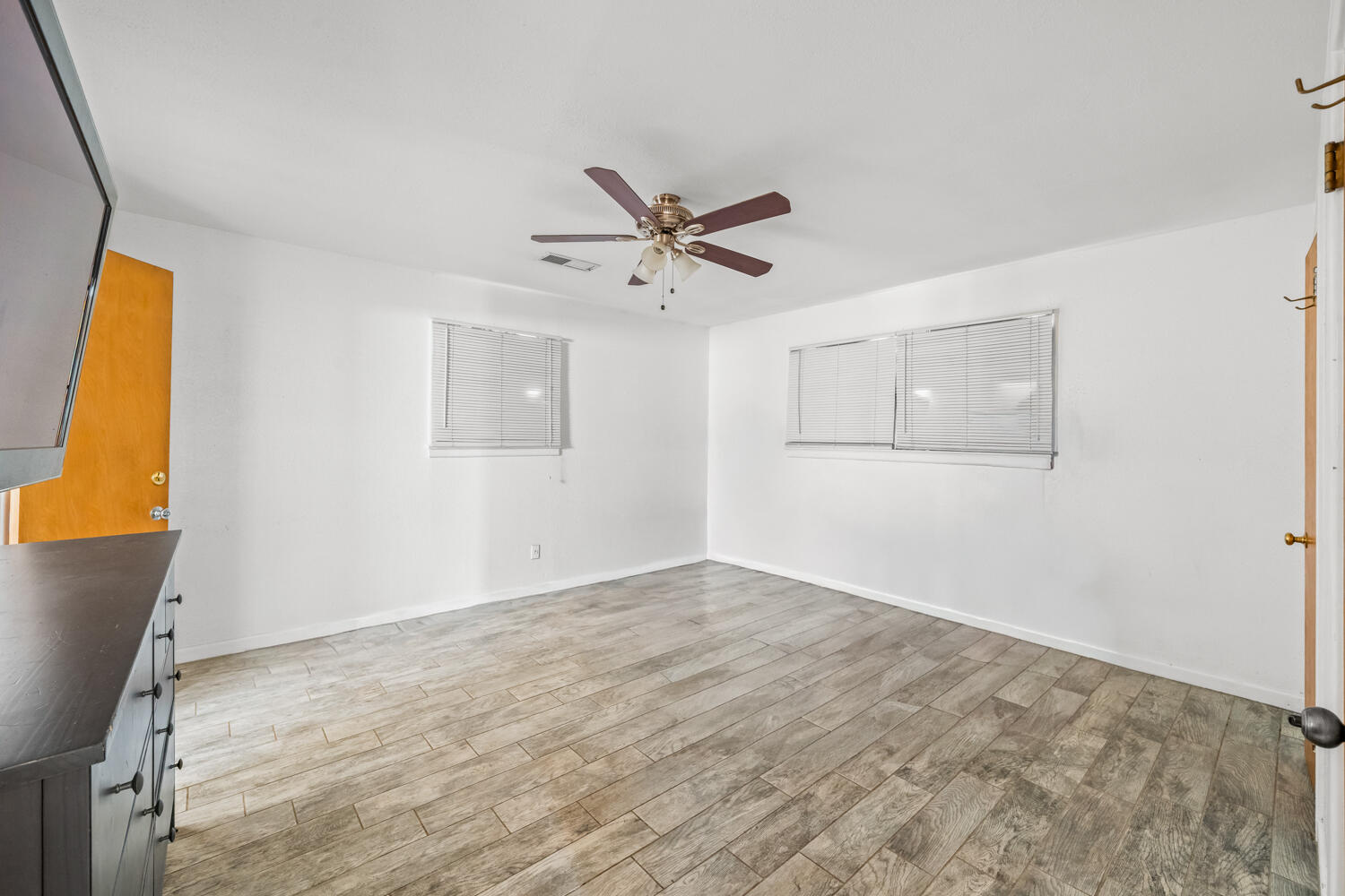 2706 38th Street Lubbock, TX 79413 - Photo 22 of 36 2706 38th St-7