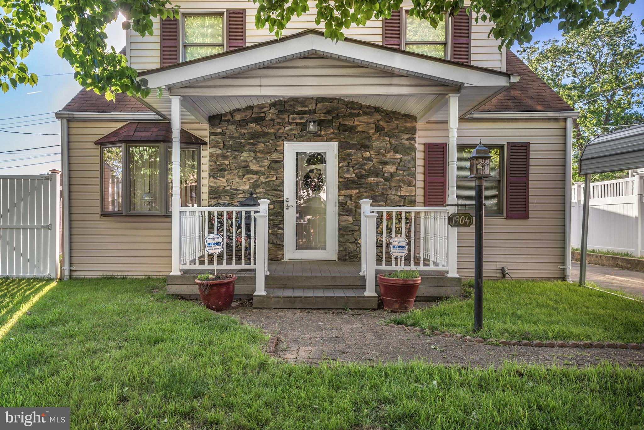 1904 Adams Road Baltimore, MD 21222 - Photo 2 of 23 .