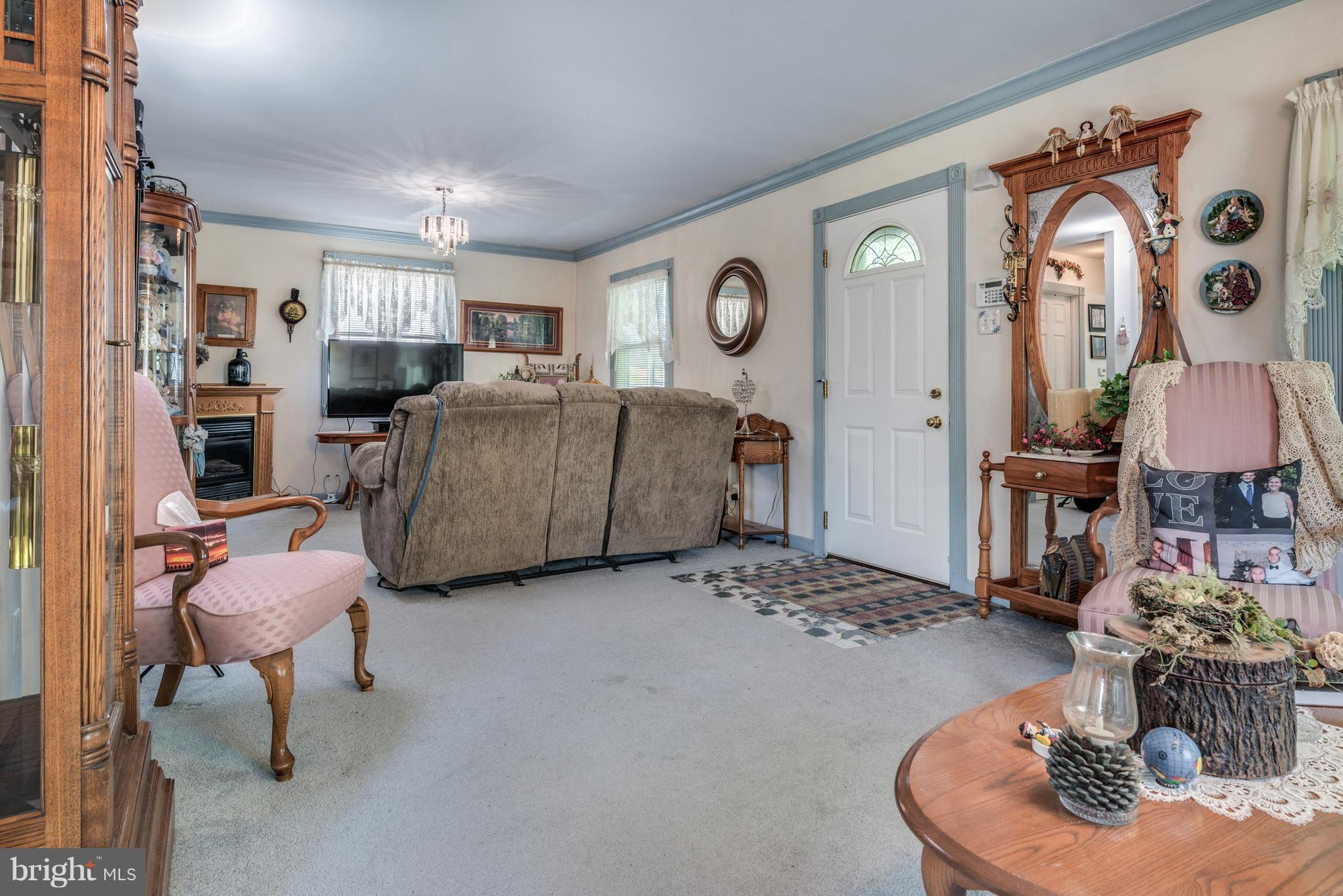 1904 Adams Road Baltimore, MD 21222 - Photo 6 of 23 .