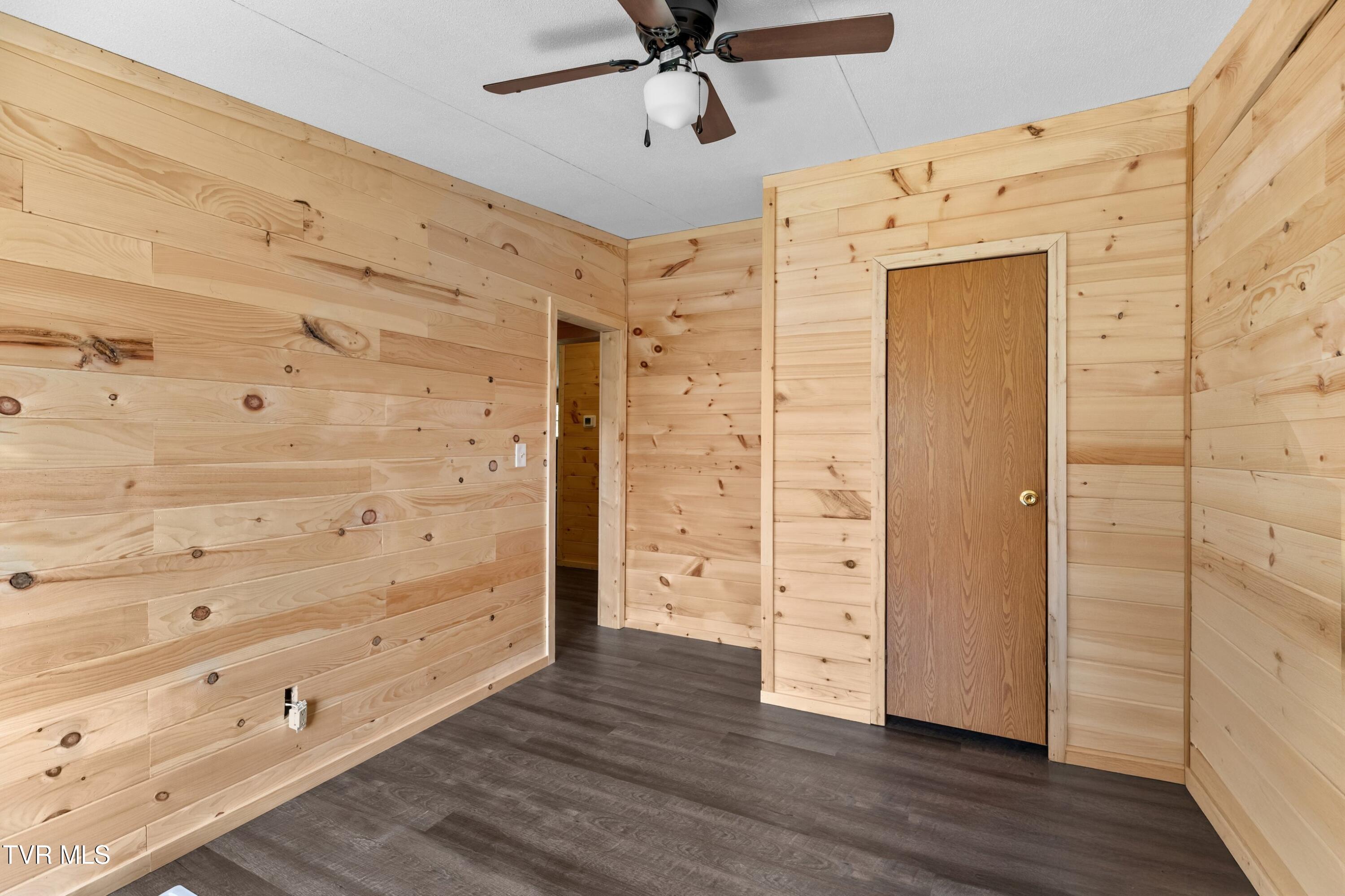 2973 Chinquipin Road Sneedville, TN 37869 - Photo 18 of 31 018-2973ChinquipinRoad-Sneedville-TN-378