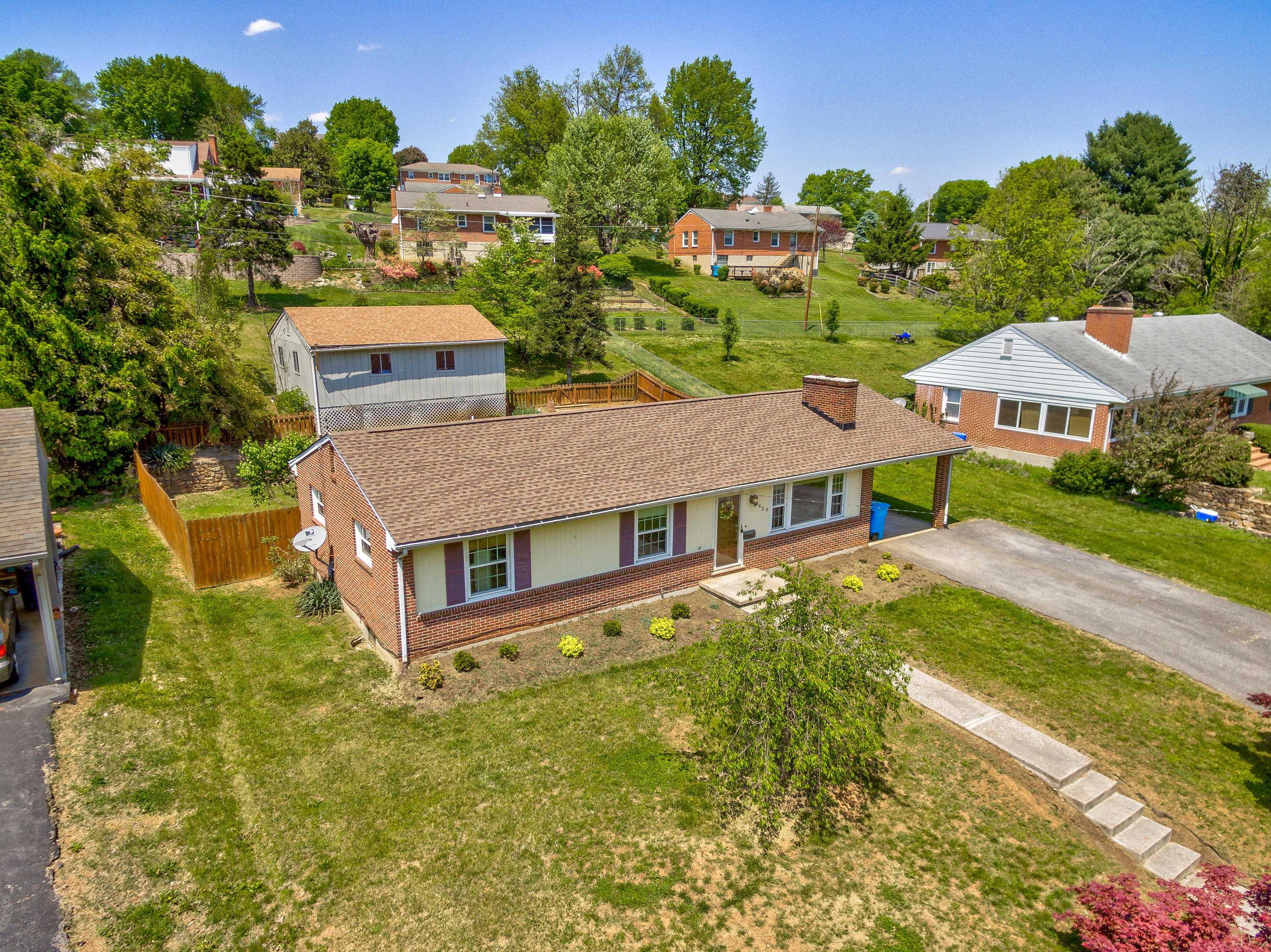 2629 Grandin Road Southwest Roanoke, VA 24015 - Photo 12 of 33 IMG_12