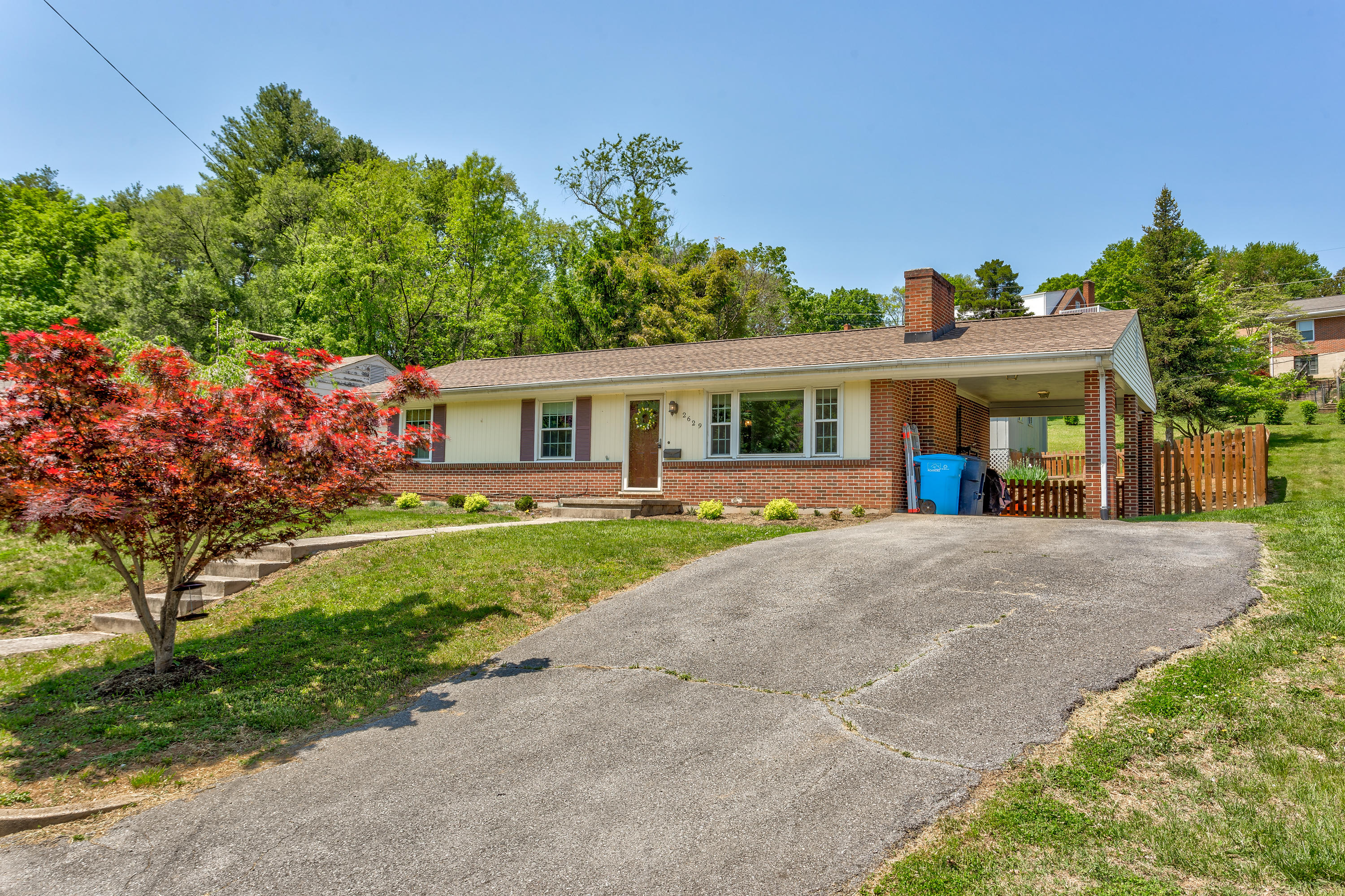 2629 Grandin Road Southwest Roanoke, VA 24015 - Photo 3 of 33 IMG_3