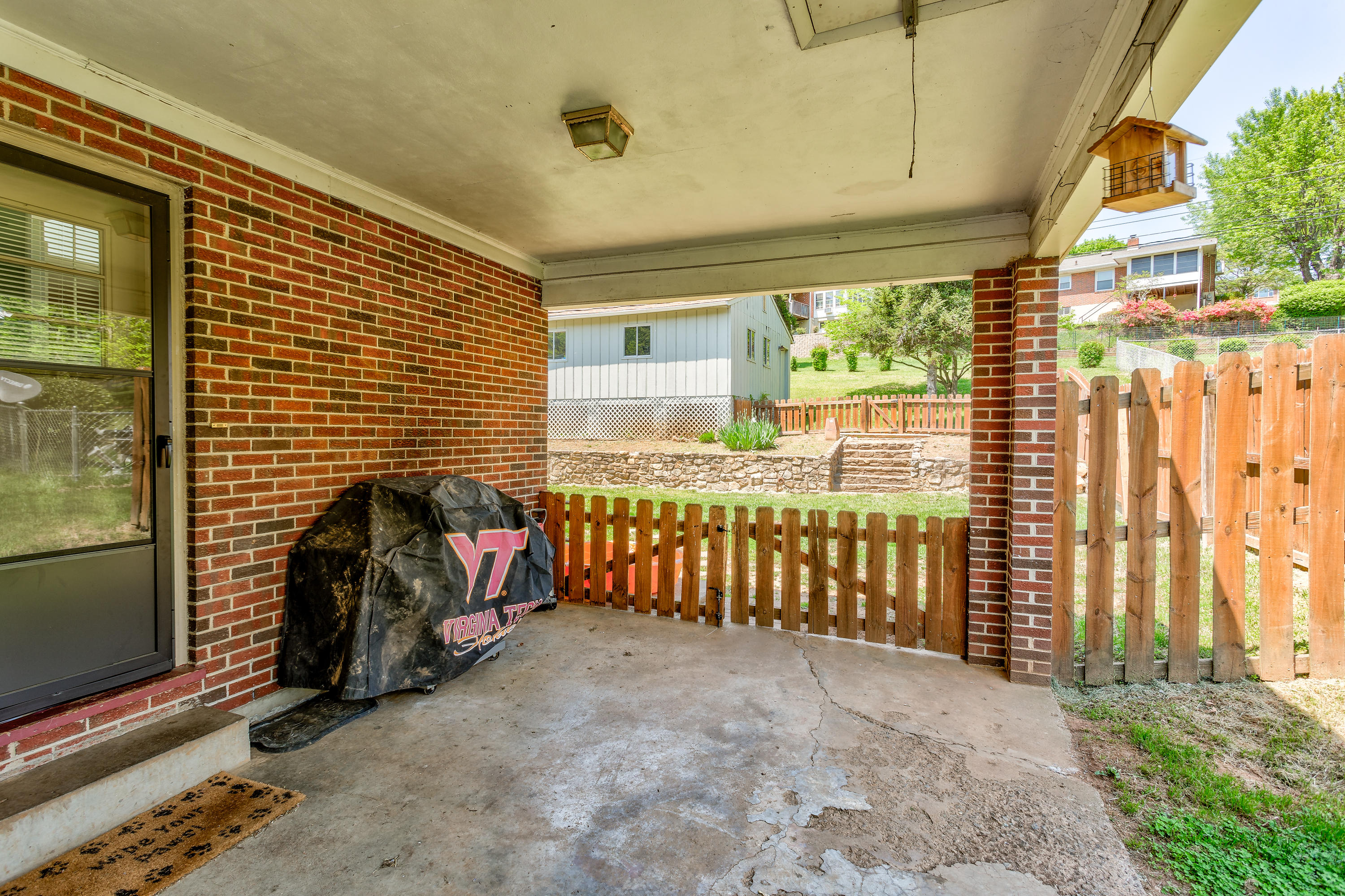 2629 Grandin Road Southwest Roanoke, VA 24015 - Photo 5 of 33 IMG_5
