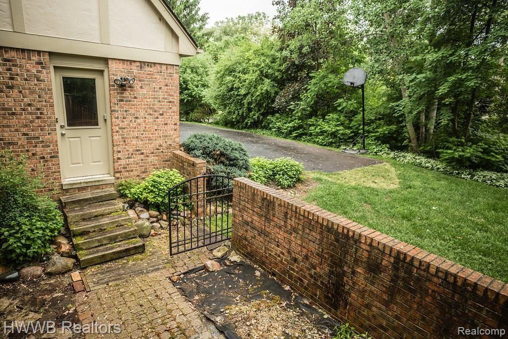 120 Devon Road Bloomfield Hills, MI 48302 - Photo 44 of 45