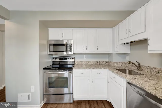 $440,000 | 30 Quincy Court, Sterling, VA 20165