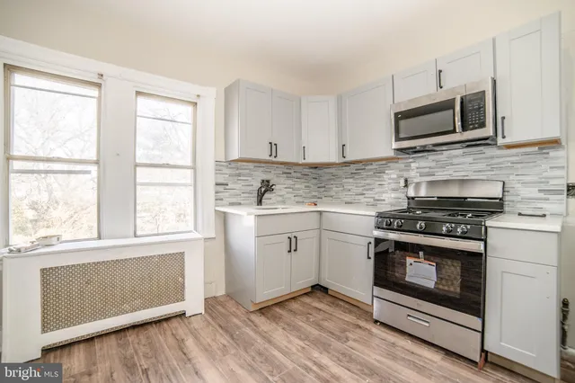 $1,200 | 307 Lincoln Avenue, Darby, PA 19023