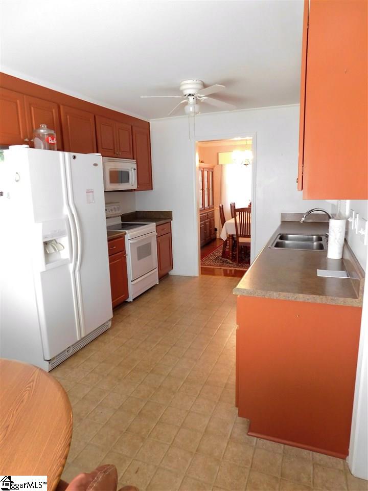 405 Rita Street Mauldin, SC 29662 - Photo 6 of 27 Gallery Image 6