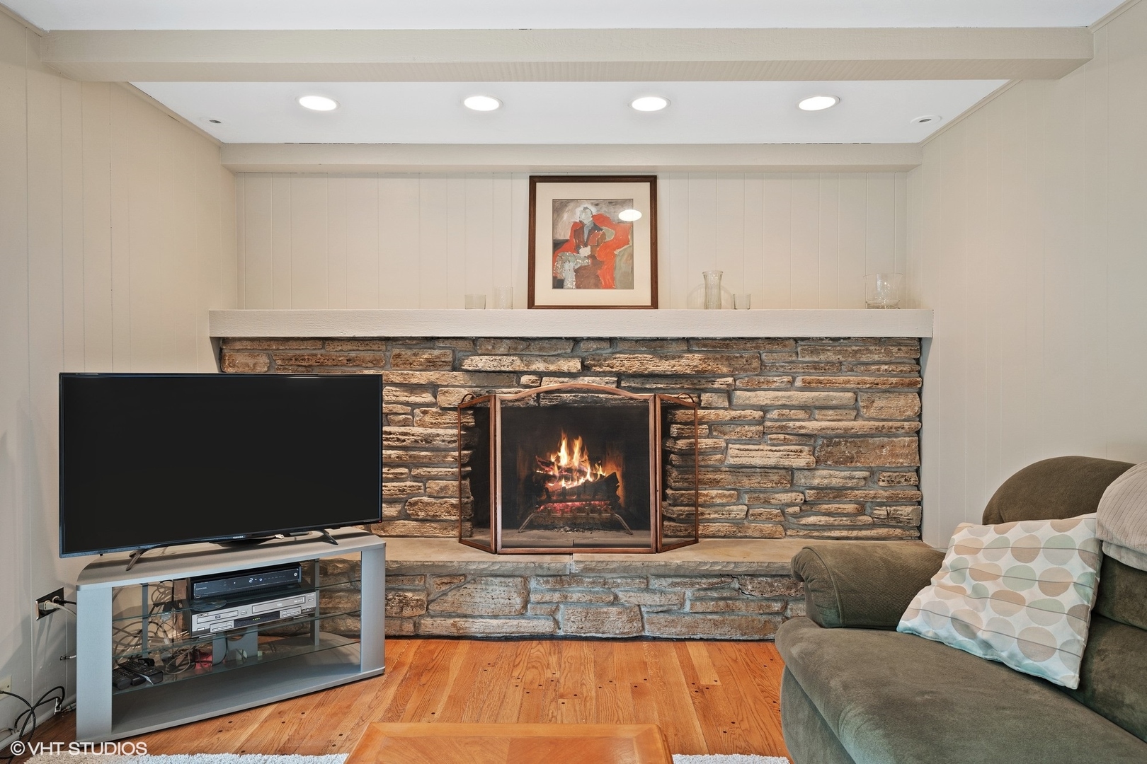 1715 Sequoia Trail Glenview, IL 60025 - Photo 11 of 29 a living room with furniture and a flat screen tv