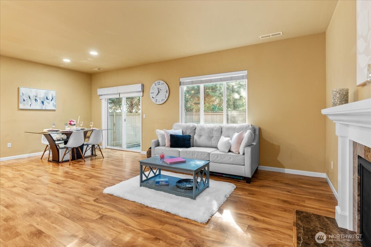 3028 183rd Place Southeast Bothell, WA 98012 - Photo 5 of 38