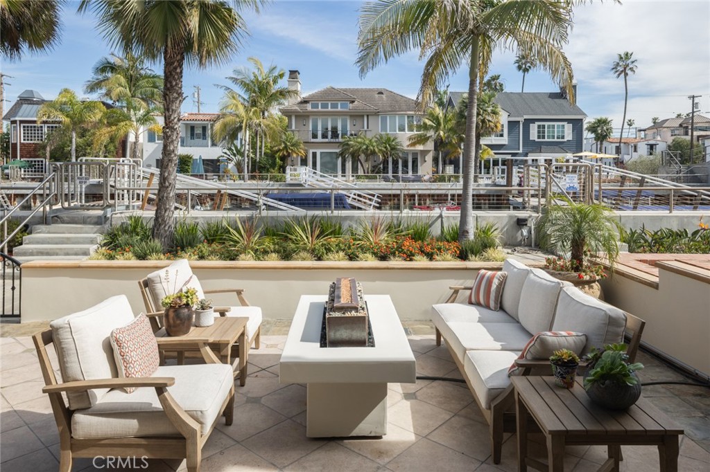 162 Rivo Alto Canal Long Beach, CA 90803 - Photo 12 of 43