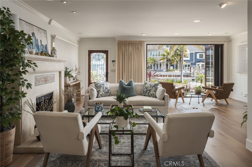 162 Rivo Alto Canal Long Beach, CA 90803 - Photo 13 of 43