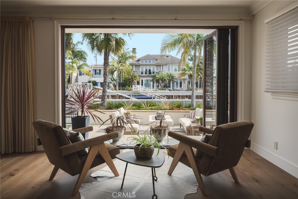 162 Rivo Alto Canal Long Beach, CA 90803 - Photo 2 of 43