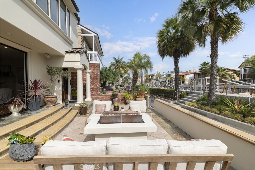 162 Rivo Alto Canal Long Beach, CA 90803 - Photo 10 of 43