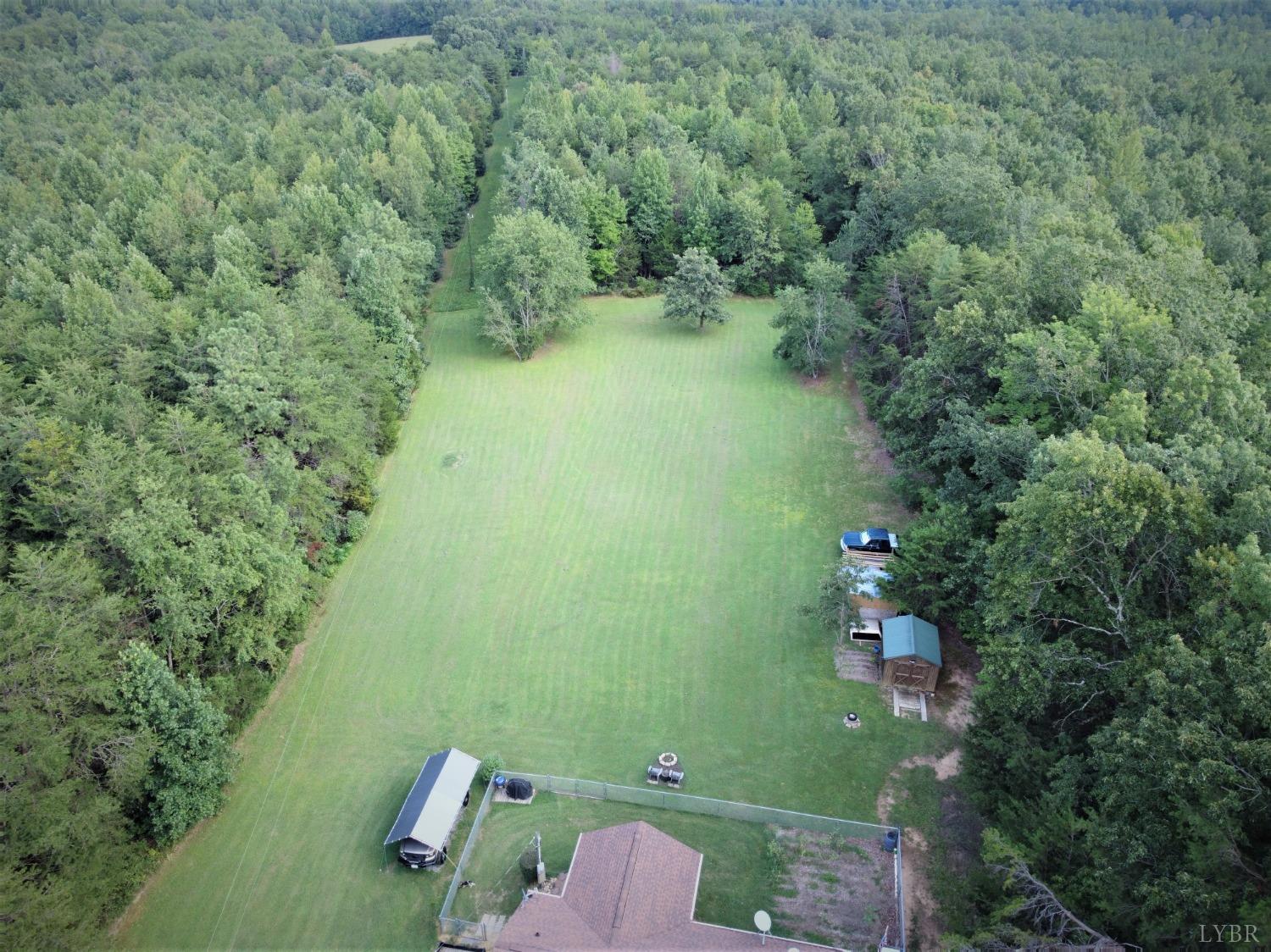 598 Chestnut Grove Church Road Appomattox, VA 24522 - Photo 15 of 19 Overview of back yard