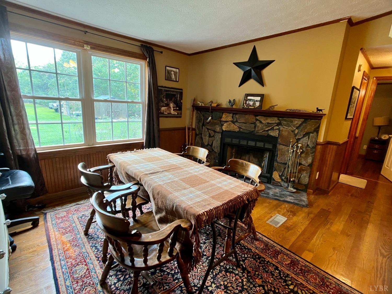598 Chestnut Grove Church Road Appomattox, VA 24522 - Photo 6 of 19 Gallery Image 6
