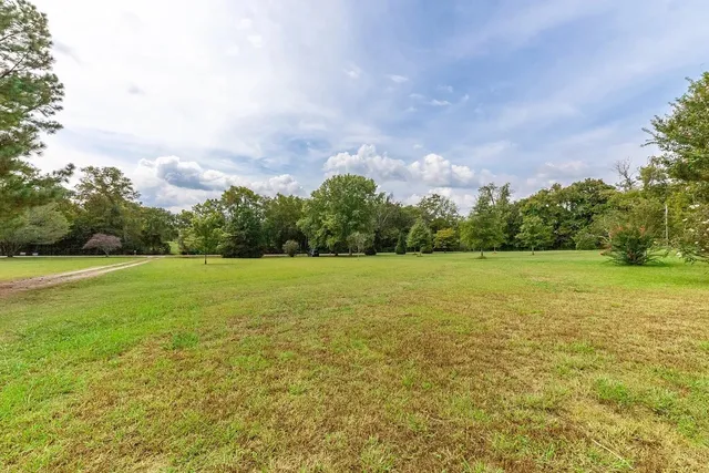 $1,900 | 3822 Hopewell Road, Culleoka, TN 38451