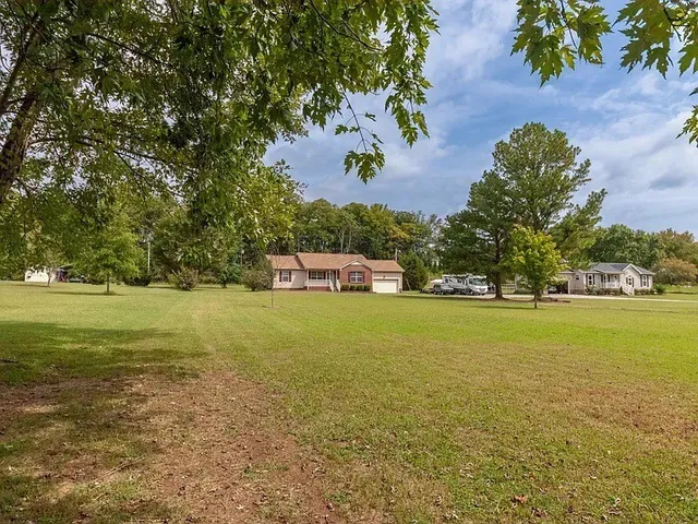 $1,900 | 3822 Hopewell Road, Culleoka, TN 38451