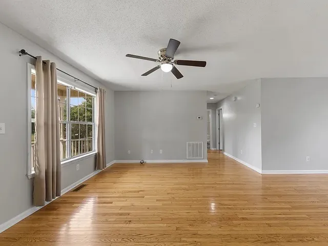 $1,900 | 3822 Hopewell Road, Culleoka, TN 38451