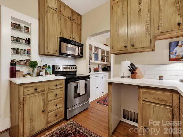 $4,200 | 204 South Laurel Avenue, Charlotte, NC 28207