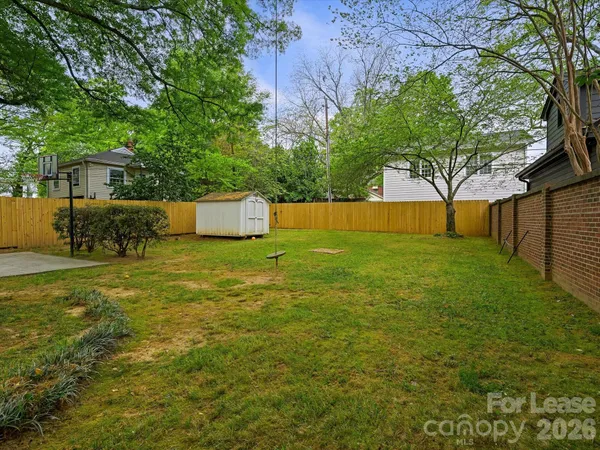 $4,200 | 204 South Laurel Avenue, Charlotte, NC 28207