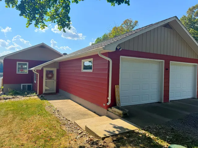 $319,900 | 23521 River Run Road, Mendon, MI 49072