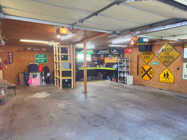 $319,900 | 23521 River Run Road, Mendon, MI 49072