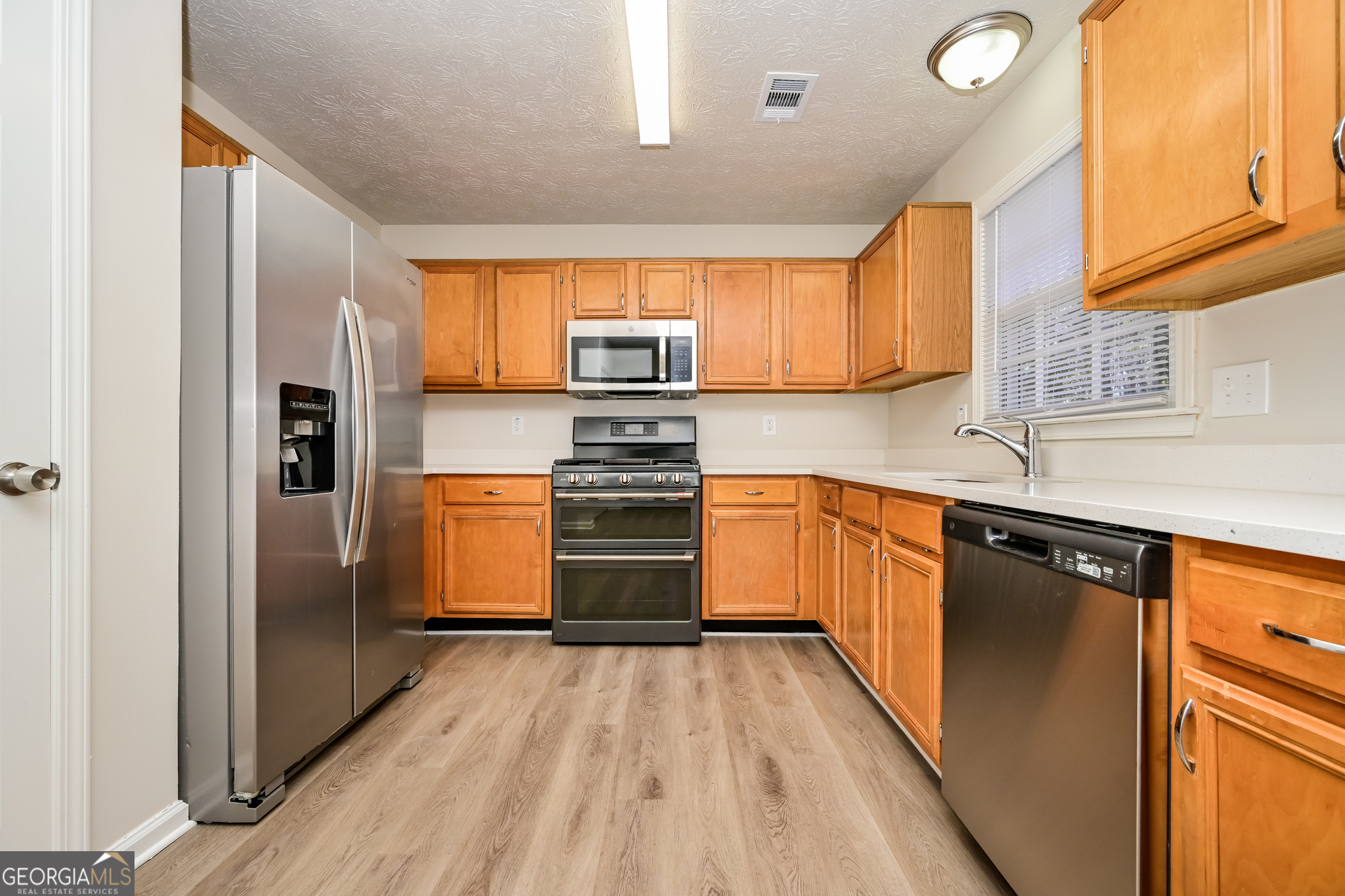 25 Willow Tree Terrace Covington, GA 30016 - Photo 6 of 16