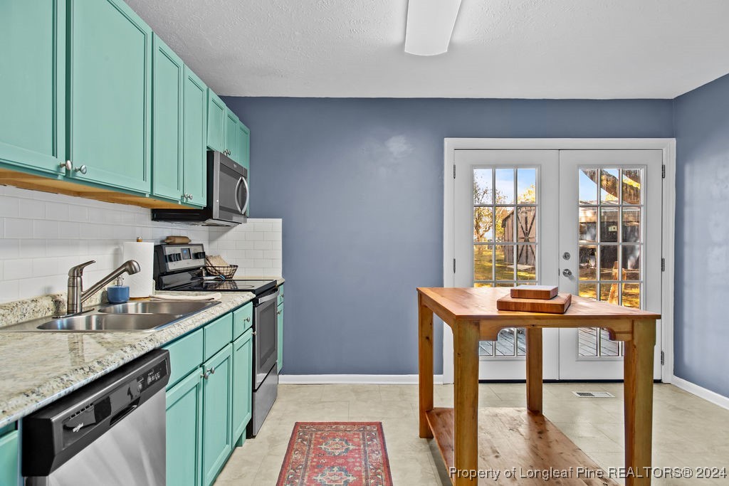 1040 Wayside Road Fayetteville, NC 28314 - Photo 10 of 30 Gallery Image 10