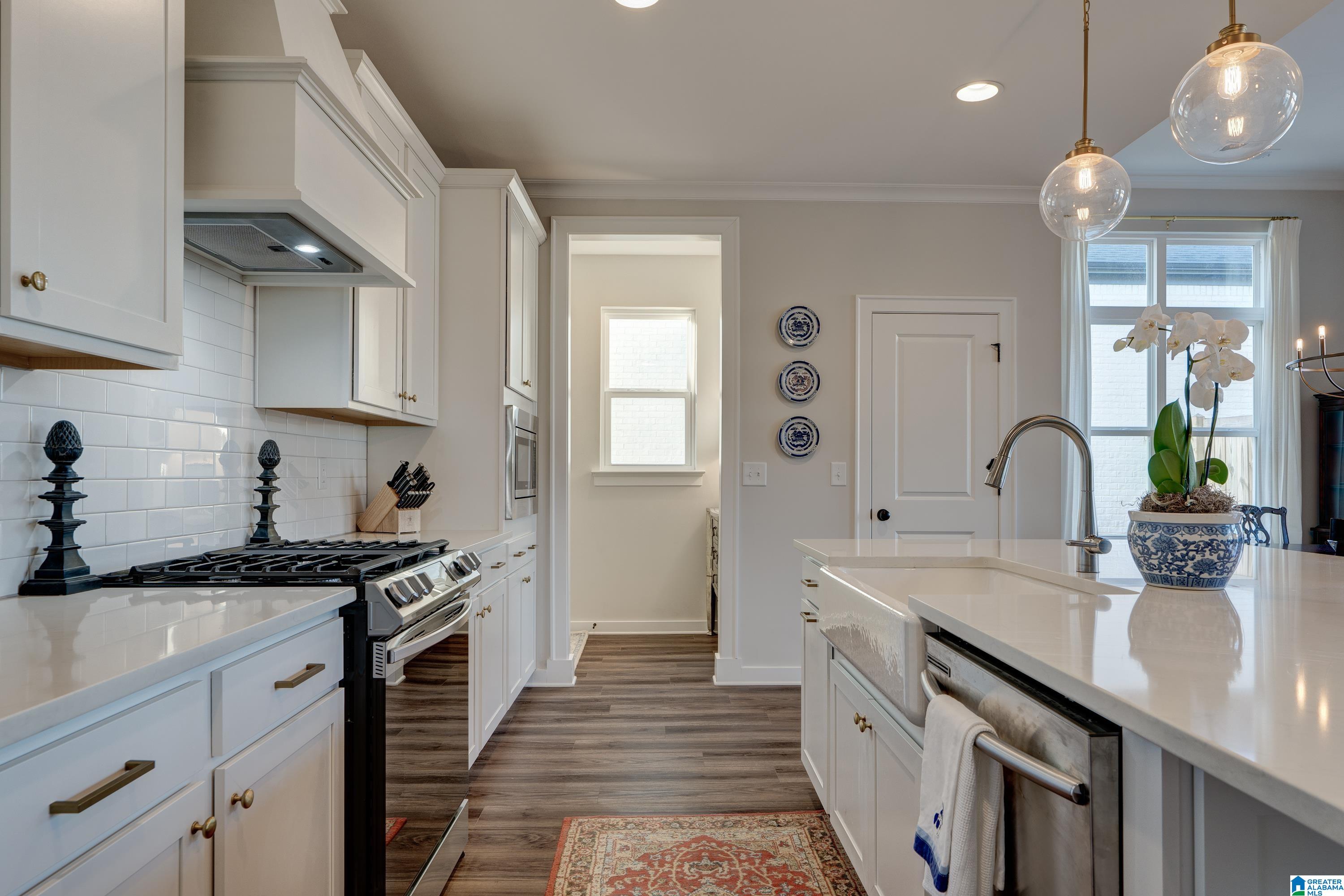 4113 Olivia Road Birmingham, AL 35244 - Photo 12 of 36