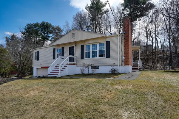 $540,000 | 11 Venus Drive, Shrewsbury, MA 01545