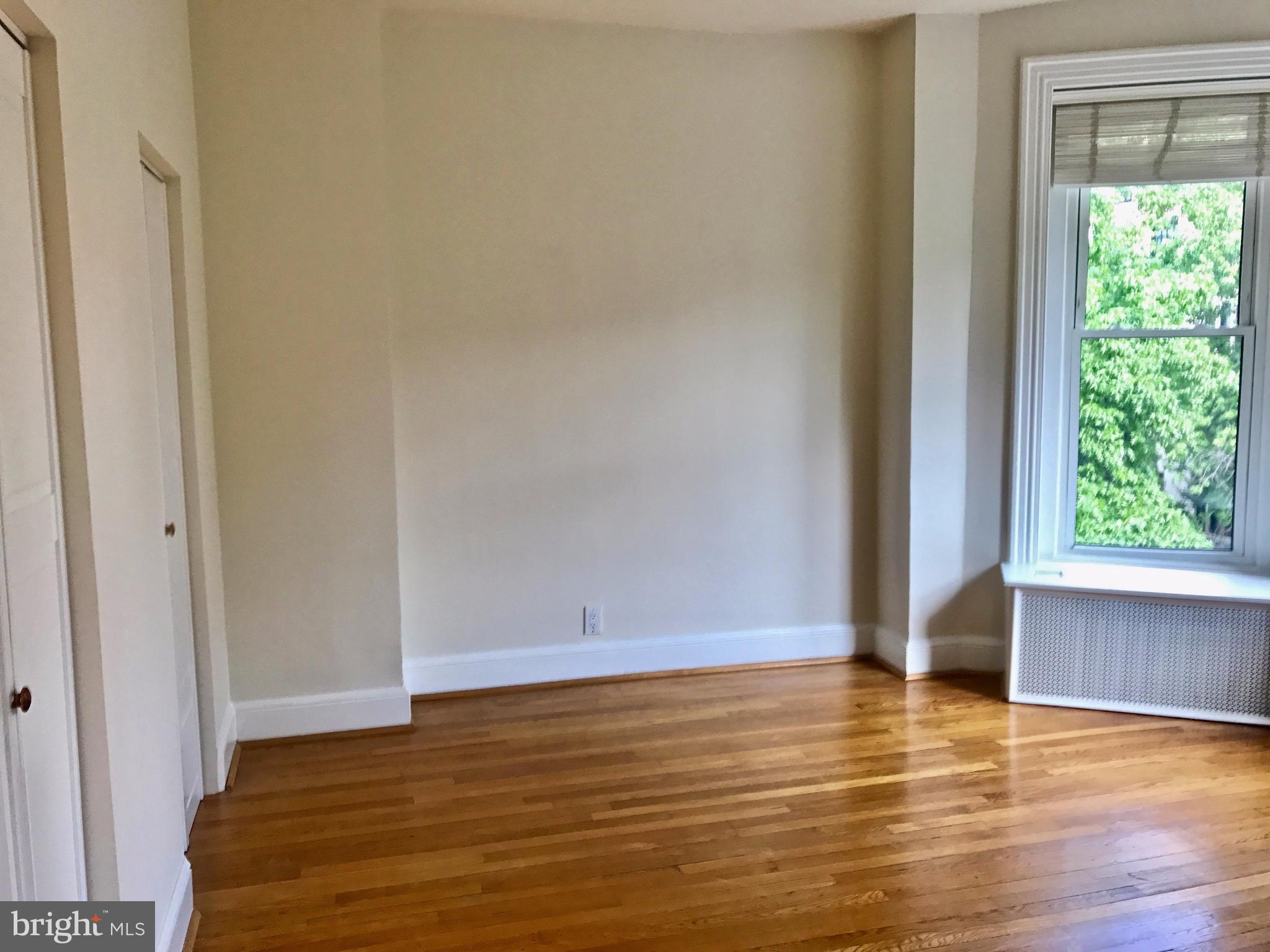 1510 R Street Northwest Washington, DC 20009 - Photo 18 of 24 Bedroom (Master)