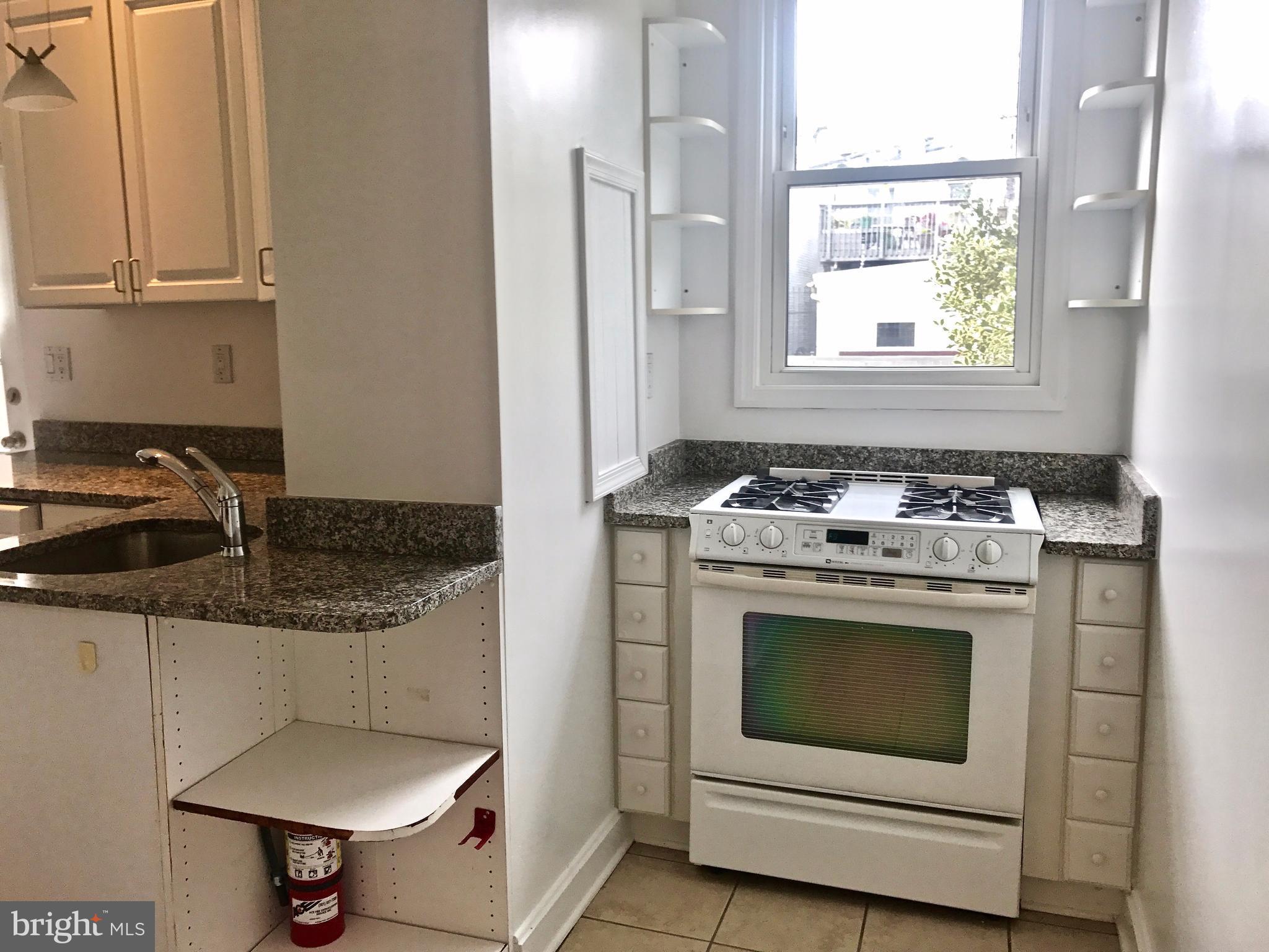 1510 R Street Northwest Washington, DC 20009 - Photo 9 of 24 Kitchen