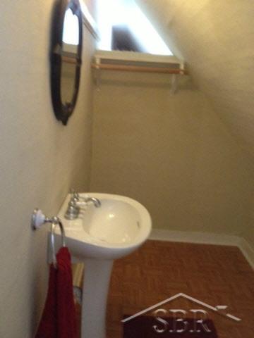 8611 State Millington, MI 48746 - Photo 11 of 16 20364436-10.JPG
