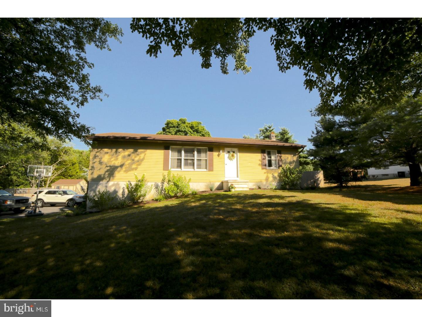 168 Stewart Road Pilesgrove, NJ 08098 - Photo 1 of 17 a view of a house with a big yard