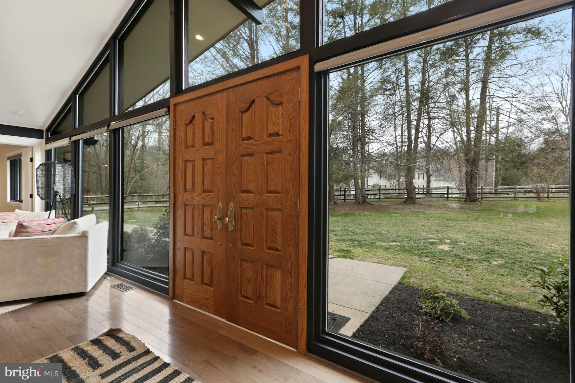 12023 Rusty Road Fairfax Station, VA 22039 - Photo 5 of 60 Bright and open entryway.
